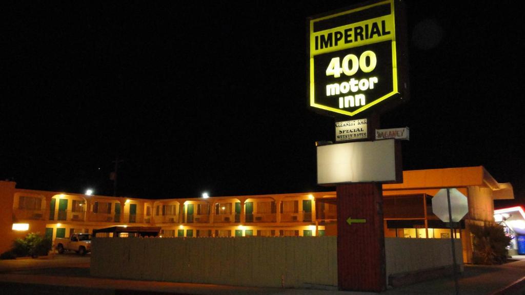 Imperial 400 Motor Inn 니들즈 외부 사진